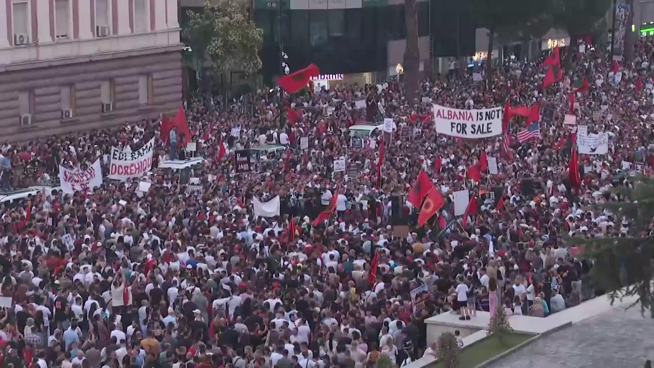 Edhe 500 mijë të jenë në shesh  projekti vijon   Protestuesit i përgjigjen Ramës  Hapni kamerat dhe shihni sa jemi 