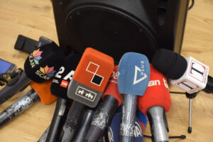 Kamerat ndalohen në gjyqe | Televizionet
