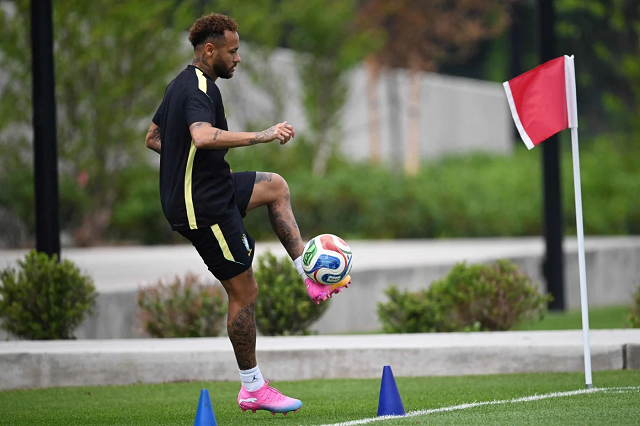 Neymar mbetet në pritje  Brazili nuk e grumbullon për ndeshjen kundër Haitit