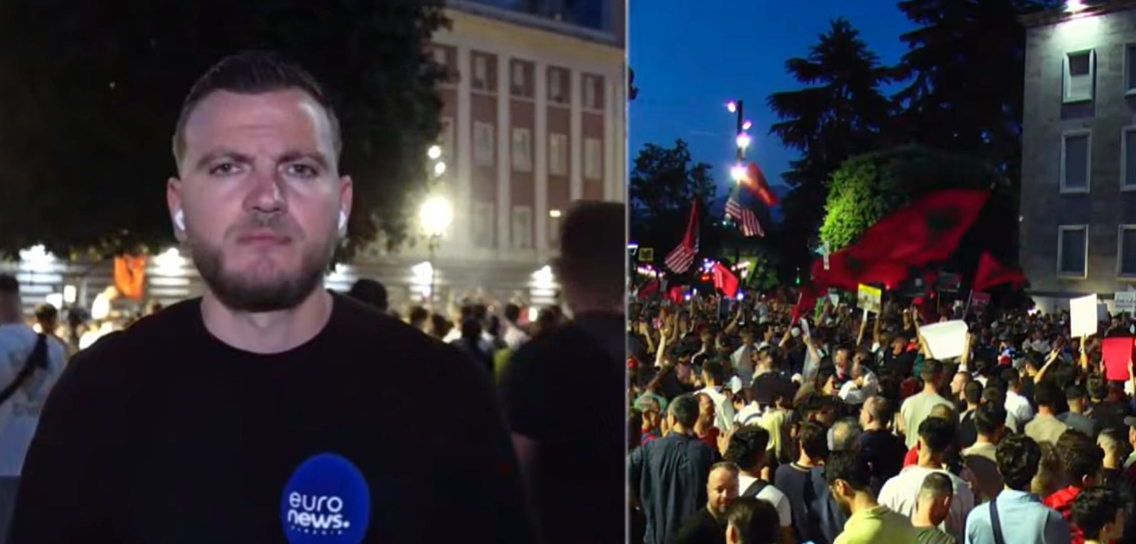 Gazetari  Protesta do të zgjasë deri natën vonë dhe mund të zhvillohet edhe nesër para Parlamentit