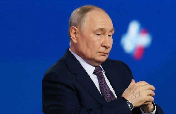 Putini refuzon propozimin e Zelenskyy t për një takim