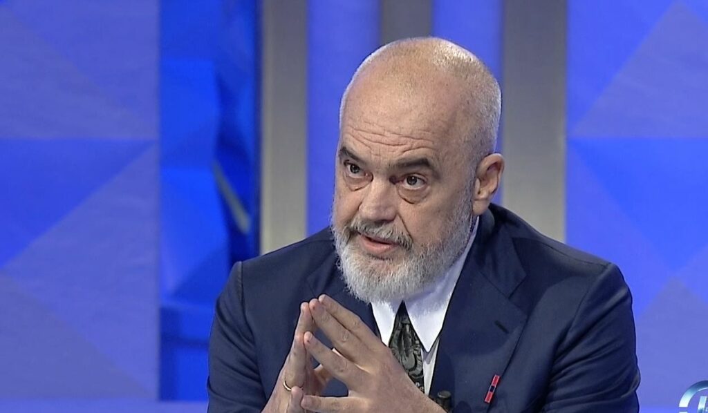 jashtë kësaj çorbe të neveritshme”,