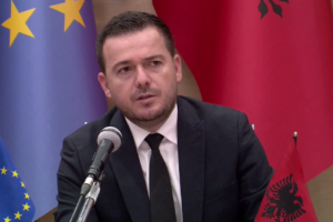 Ministri Salla