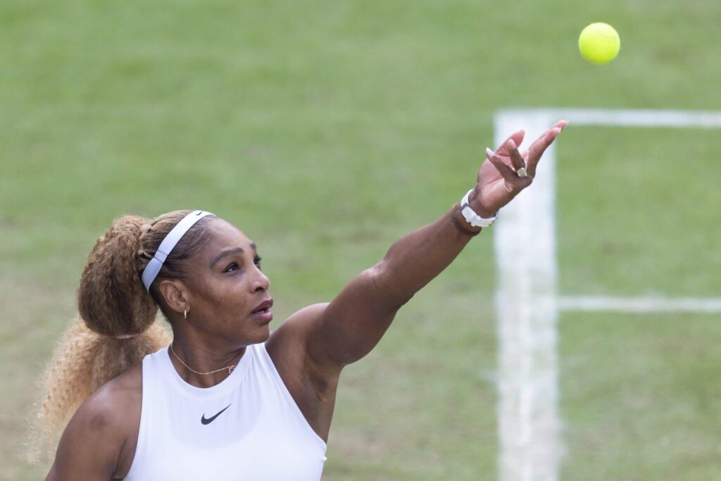 Tenis  Surprizon Serena Williams  rikthehet në Wimbledon edhe në turneun individual