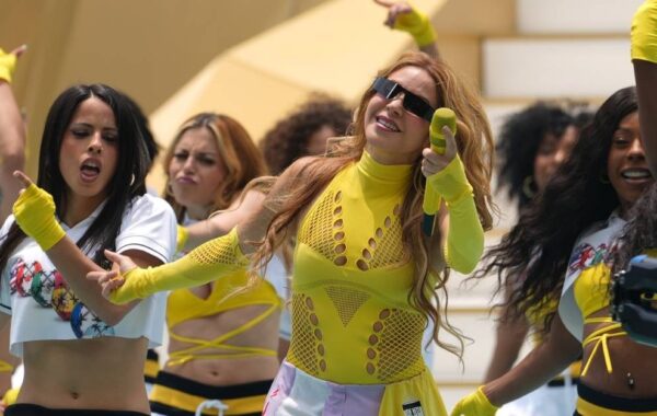 është Shakira”,