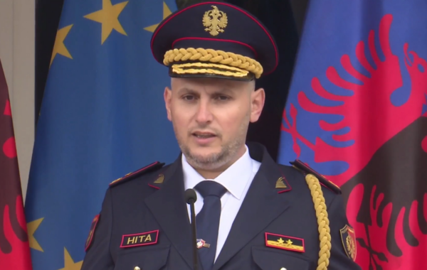 kryer të gjitha veprimet