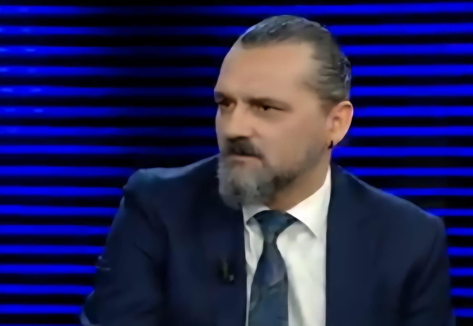Historia nuk jep  waiver 
