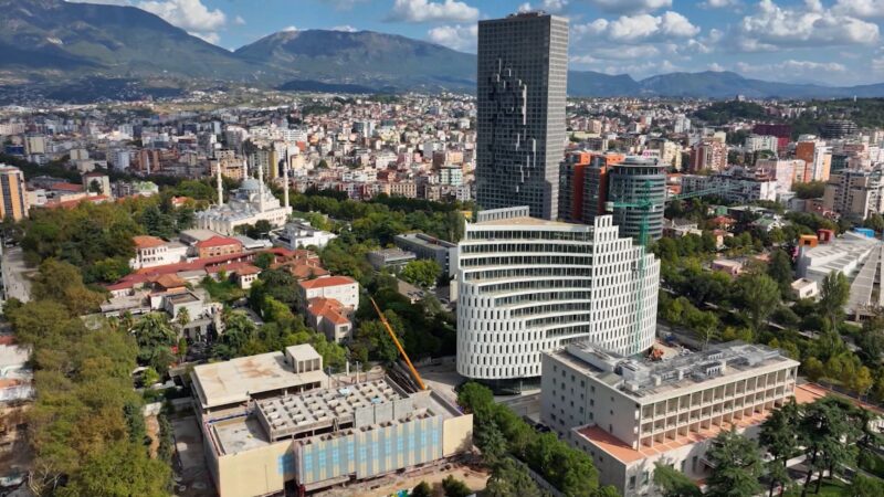 për shkak të nevojës