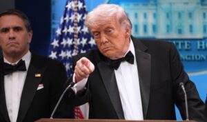 SHBA Iran shkëmbejnë sulme  Trump  Teherani nuk do ekzistojë më
