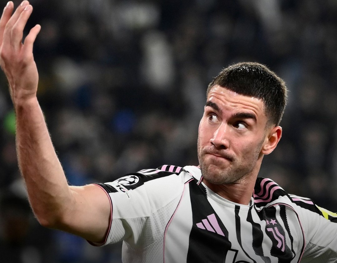 Vlahovic lë me  gisht në gojë  Juventusin dhe nis kontaktet me klubin e njohur