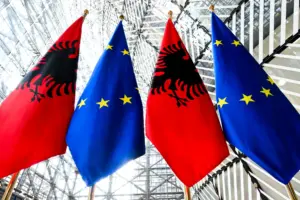 mbrojtjen e interesave financiare