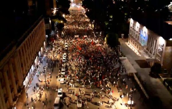 Patronpatronazhistët e protestës, mos kopjoni stilin dhe mllefin e pashërueshëm të Sali Berishës