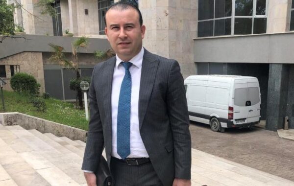 Ylli Pjetërnikaj