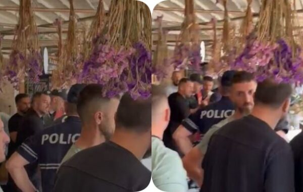 në kafe,
