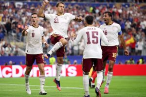 bëhet finalistja e parë e