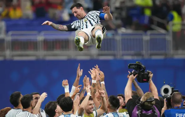 Messi shpëton Argjentinën: kthesa ndaj Egjiptit