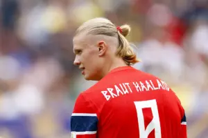 Pse Erling Haaland mban  Braut Haaland  në fanellën e Norvegjisë