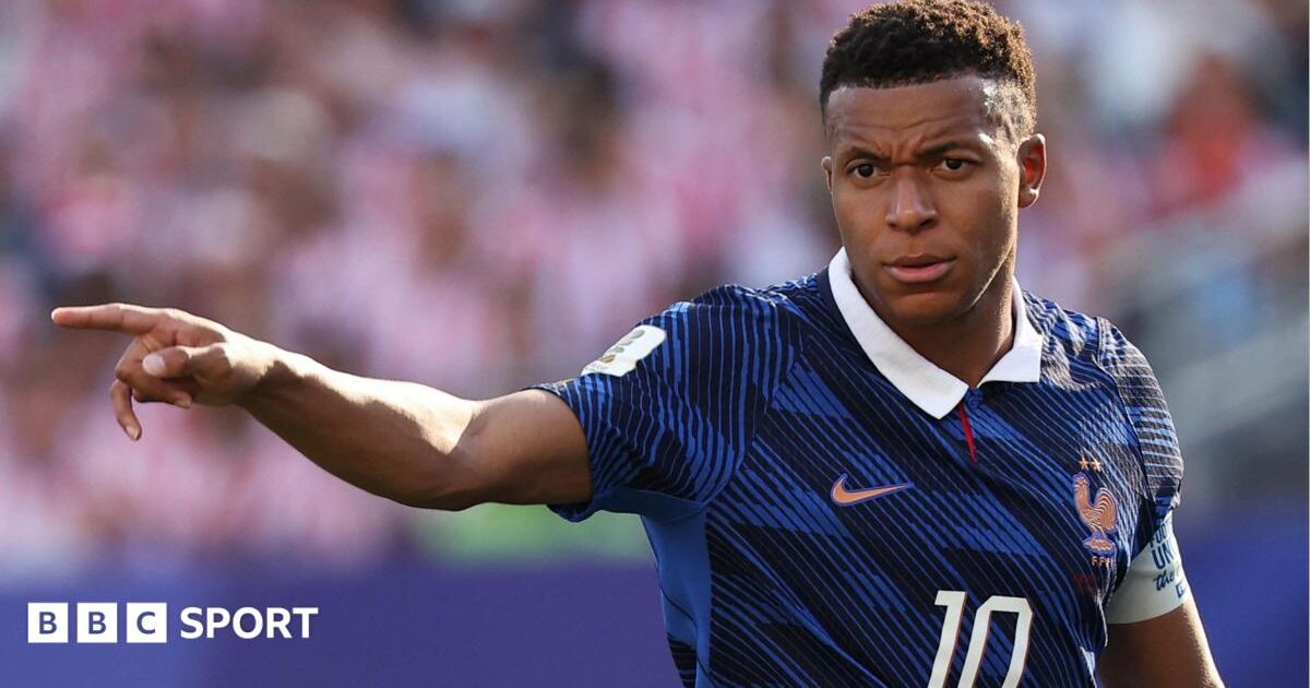 Mbappé dënon prapaskenat raciste të senatores