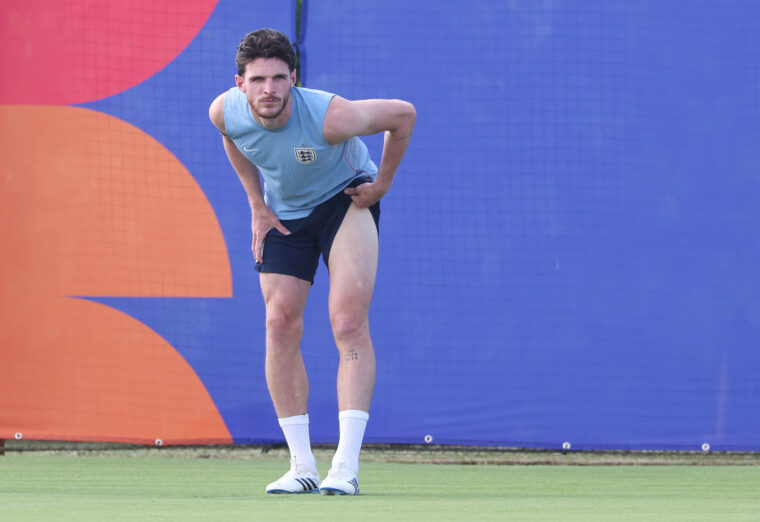 Declan Rice pritet të