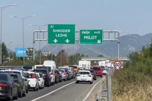 premtuar mbi 13 herë nga