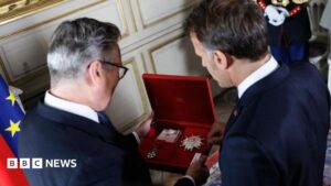 Keir Starmer nderohet me Legjionin e Nderit  çmimi i parë për një kryeministër në detyrë britanik