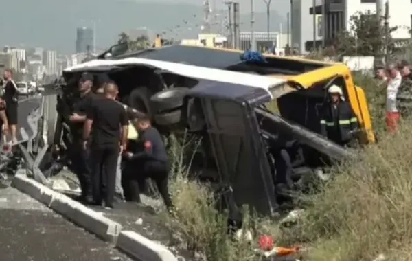 Nënë e bijë