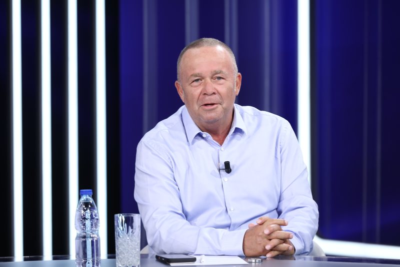 Debat i fortë, Luca – protestuesve: