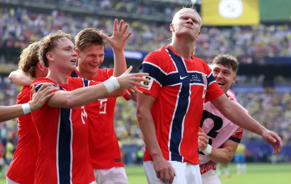 Haaland eliminon Brazilin nga Botërori, Anglia