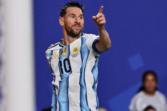 Jo vetëm gola dhe trofe, Messi