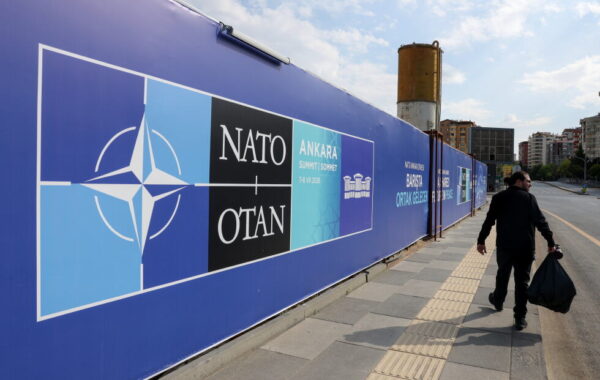 al‑Sharaa gjatë samitit të NATO‑s