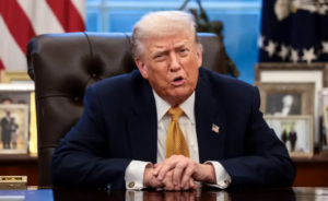 Sondazh  73   e amerikanëve mendojnë se Trumpi nuk po u kushton vëmendjen e duhur problemeve më të rëndësishme të Amerik