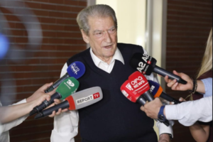janë njoftuar më përpara, por