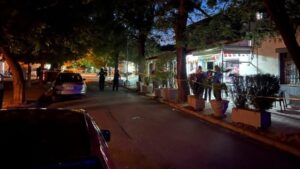  Një oficer ndodhej në lokal   Policia reagon për atentatin në Elbasan  Pasi plagosi tre vetë  autori hodhi pis