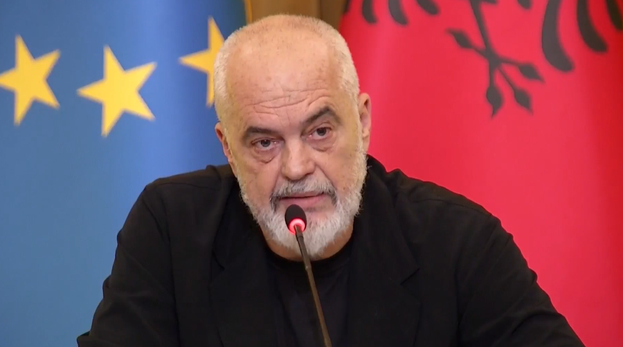 një pakicë thërret në kor,