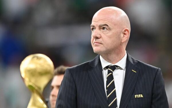 FIFA po