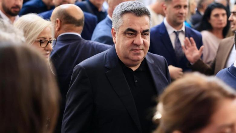 “Prej leckash nëse godisni policët”, PD