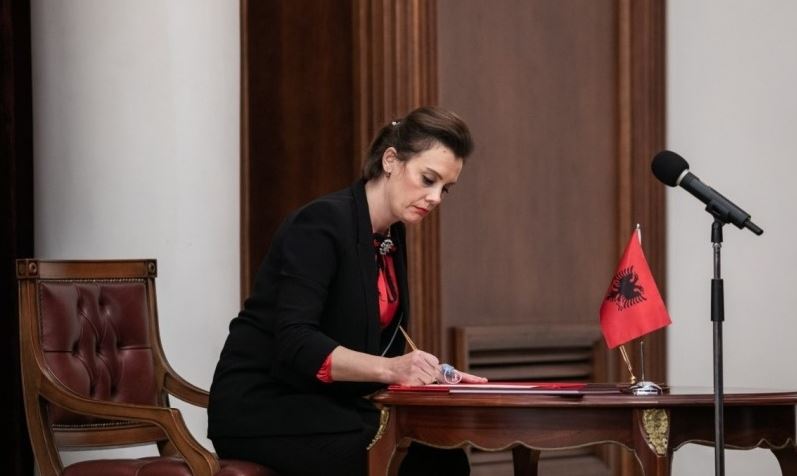 Kushtetuesja e ktheu “Veliajn” në GJL,