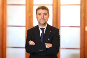 Konferenca e IX