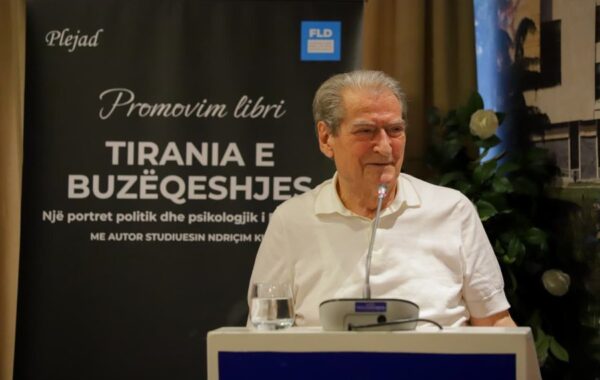 një diktature autoritare