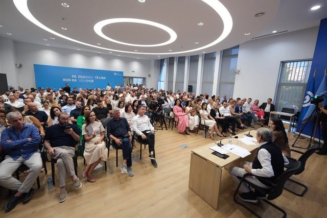 PD “ripërtërin” strukturat drejtuese! Noka rikonfirmohet