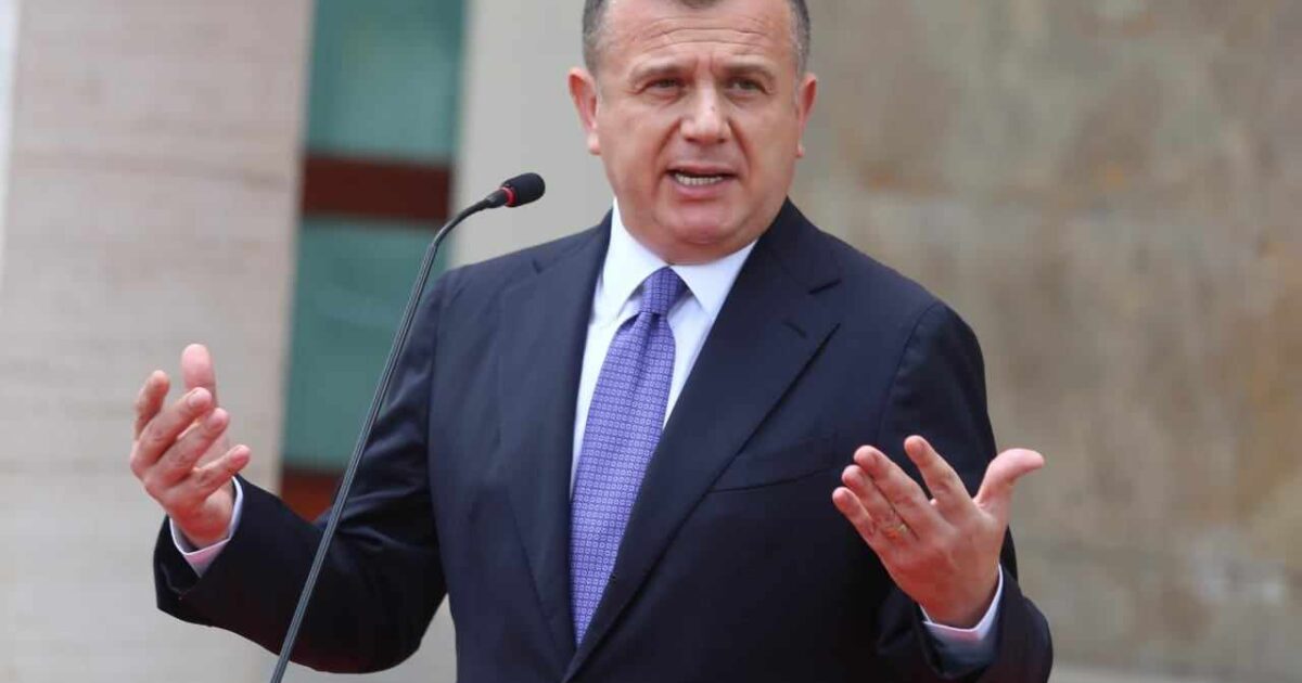 për Aeroportin e Vlorës
