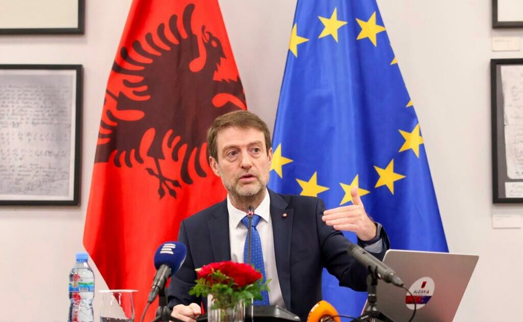 dakordësi të plotë mes