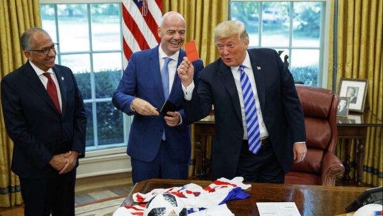 Tensione në FIFA, këshilltari i afërt