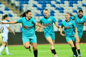Mitrovica mposht Ludogoretsin dhe kualifikohet në