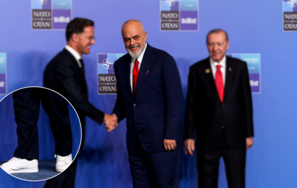 “Moda e NATO