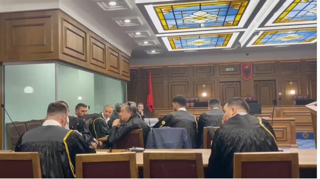 Gjyqi i Veliajt në GJKKO, kryebashkiaku