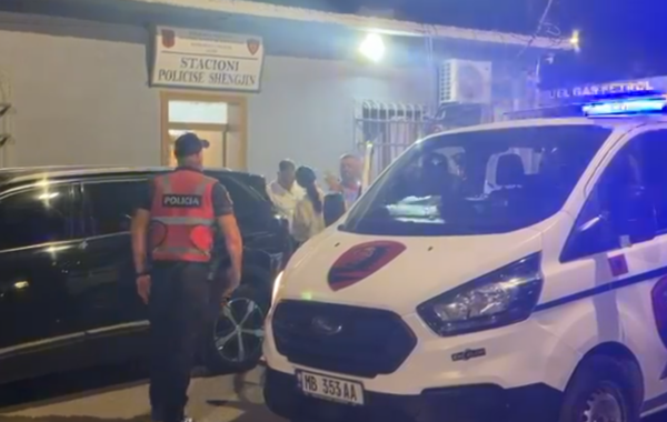 Sherr në plazhin e Shëngjinit, plagoset