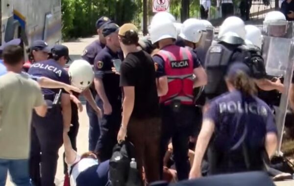 UGSH ngre alarmin pas protestës: Gazetarët