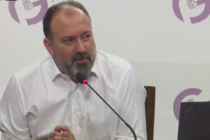 shkrirjen e 15 bashkive