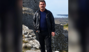 Largimi i Hasan Verracakut nga  arresti në shtëpi   AMP arreston 4 efektivë policie  EMRAT 